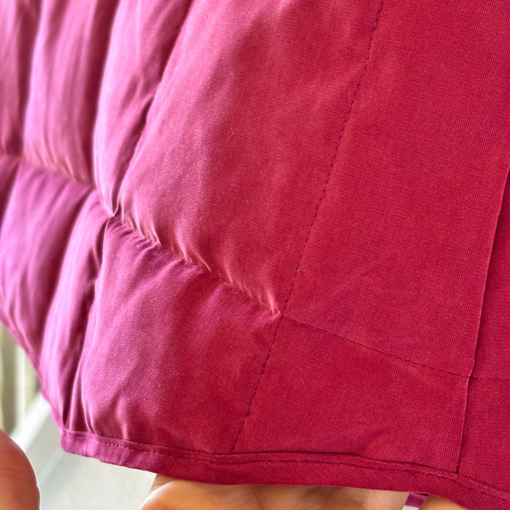 Orvis Women’s Quilted Vest Small Magenta Outdoor Winter Lined Outerwear Feathers - Picture 12 of 16